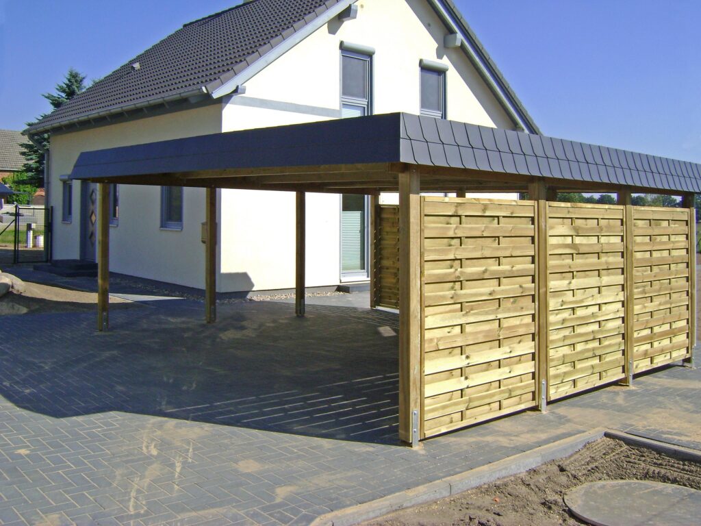 Flachdach-Carport für 2 Autos mit Schindelblende anthrazit