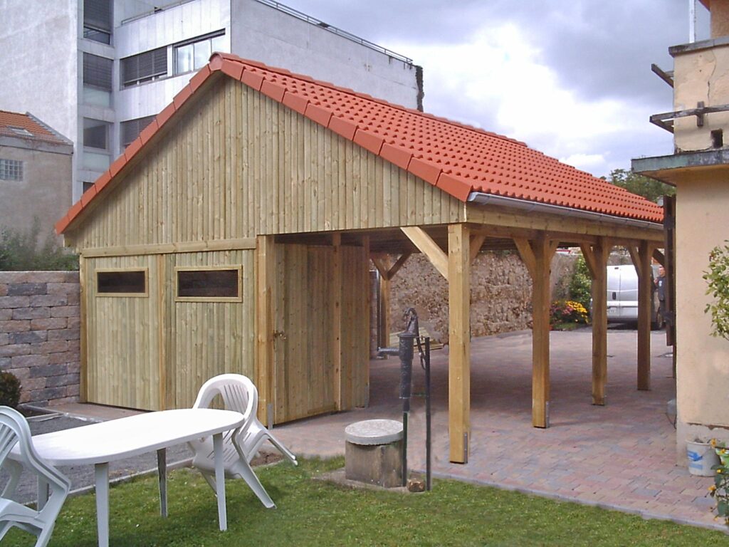 Spitzdach Doppelcarport mit Abstellkammer