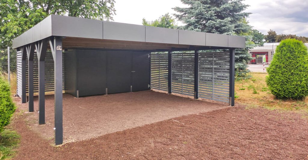 Doppelcarport mit Kammer und Blende aus HPL