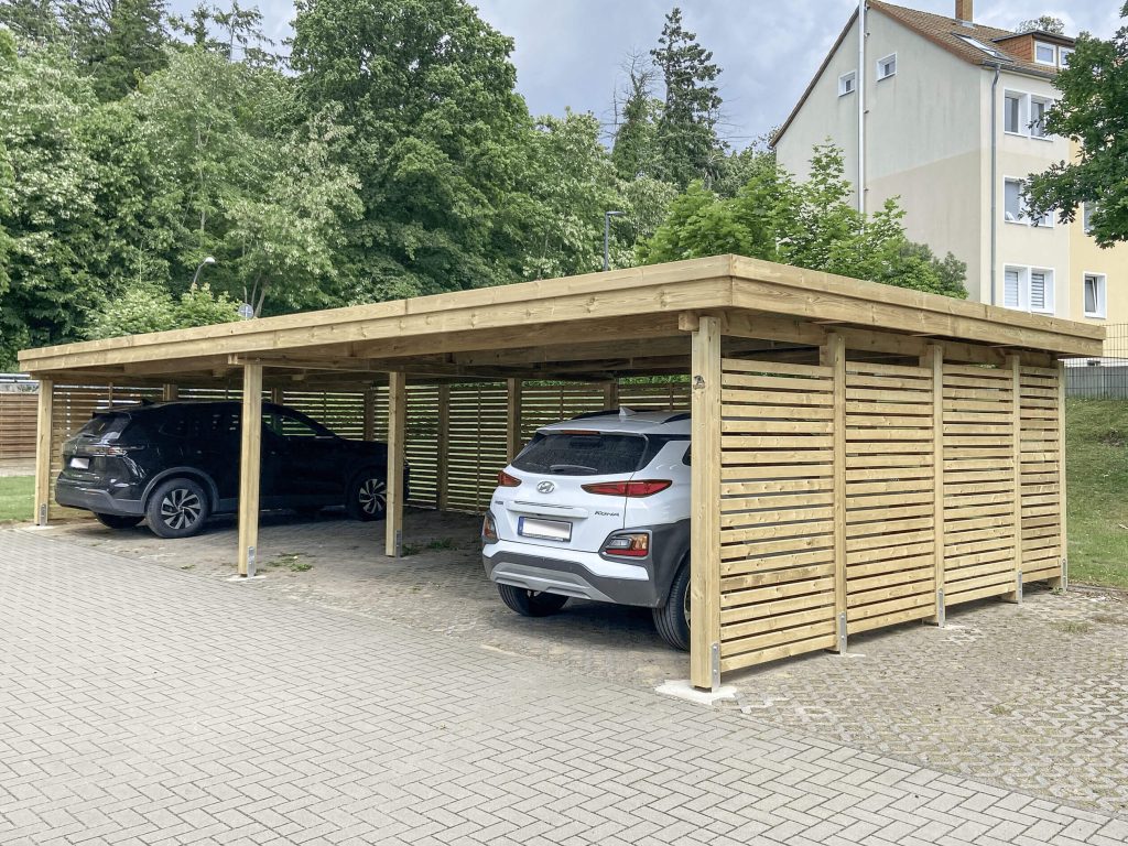 Flachdach-Carport Reihenanlage für 4 PKW